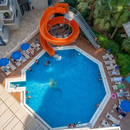 Carmen Apart-hotel 3*